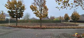 <p><span>Perceel van 688m² op top locatie in Kalmthout vlakbij het het winkel centrum De Beek!! Grond voor open bebouwing bekijk impressies op <span>www.hansimmo.be</span></span><span> . Voor alle info: bel 03/290.30.30</span></p><p><span> </span></p>