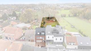 Te koop: goed onderhouden gesloten woning in Lebbeke, gelegen in de Lange Weversstraat, op korte afstand van scholen, openbaar vervoer en...