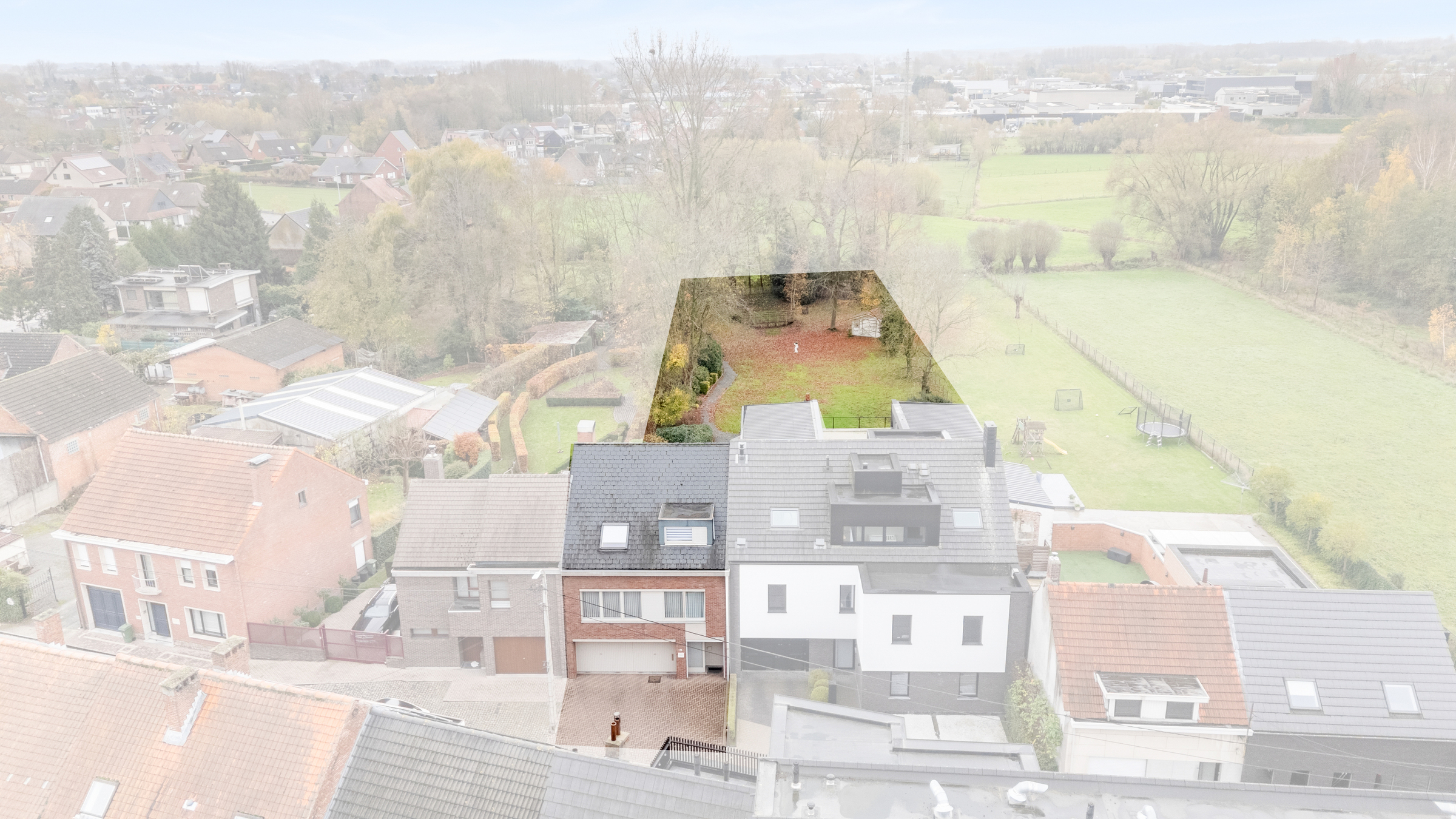 Ruime woning met prachtige grote tuin in Lebbeke - foto 1