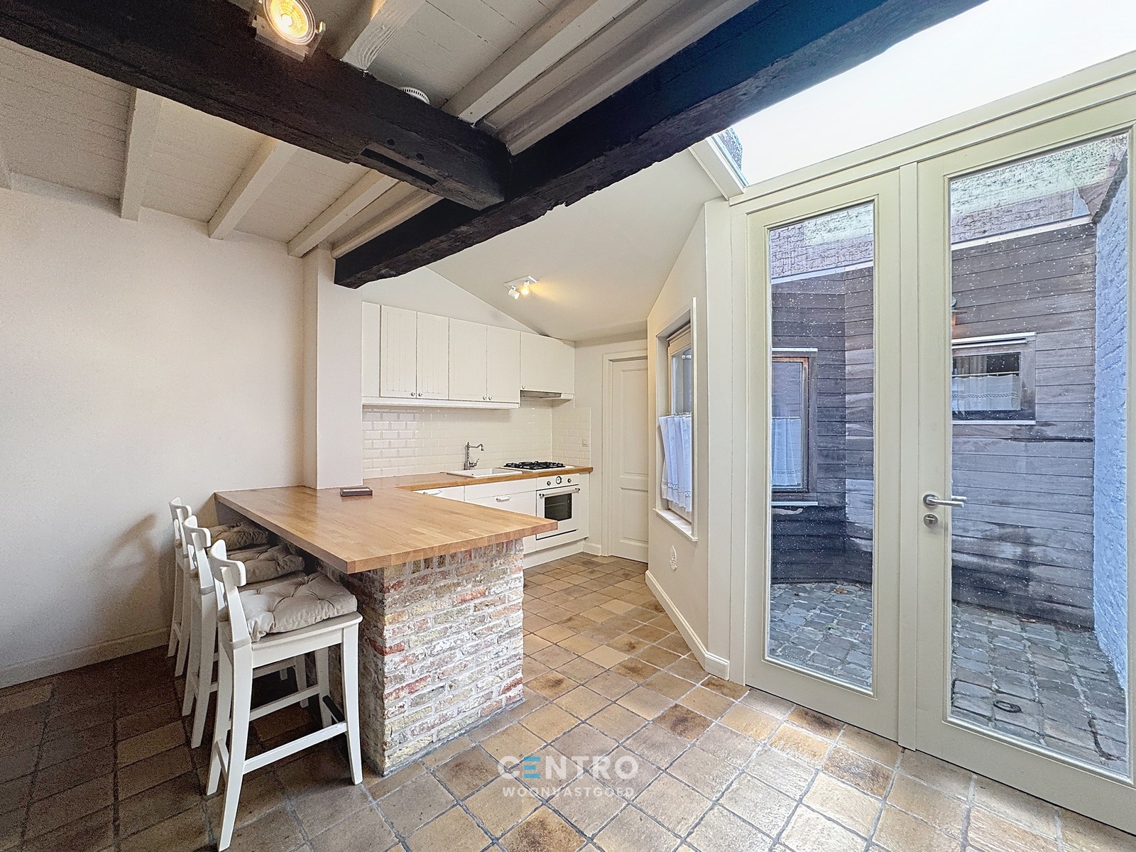 CHARMANTE woning in het Guido Gezellekwartier te Brugge! - photo 5