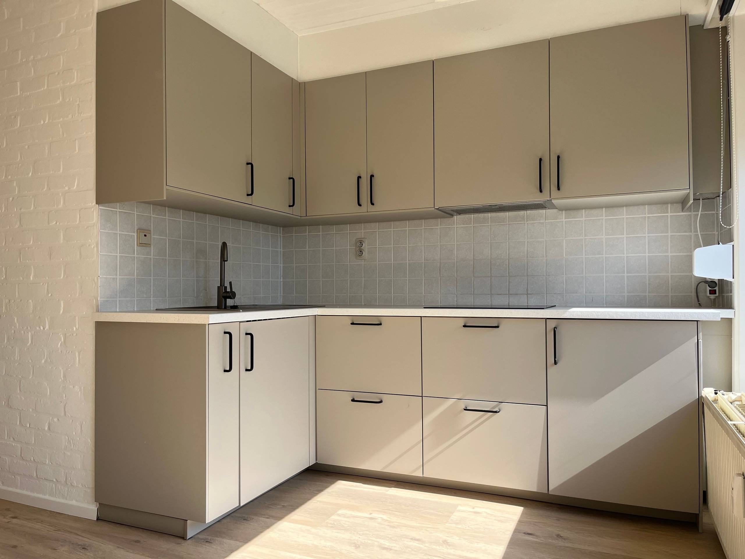 Gerenoveerd 1-slaapkamerappartement te huur in de Vosseslag! - foto 3
