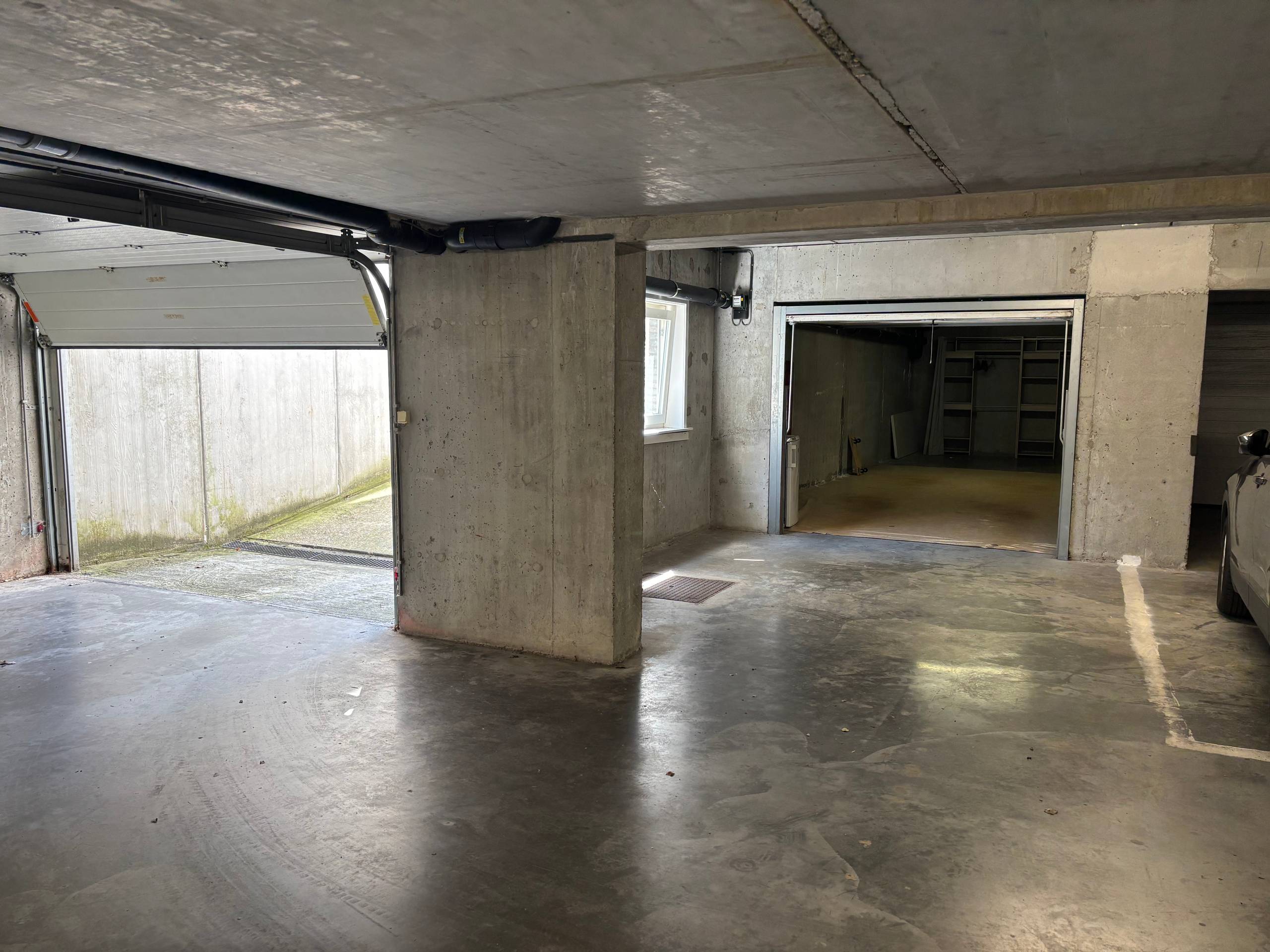 Zeer ruime ondergrondse garagebox op centrale locatie - foto 4
