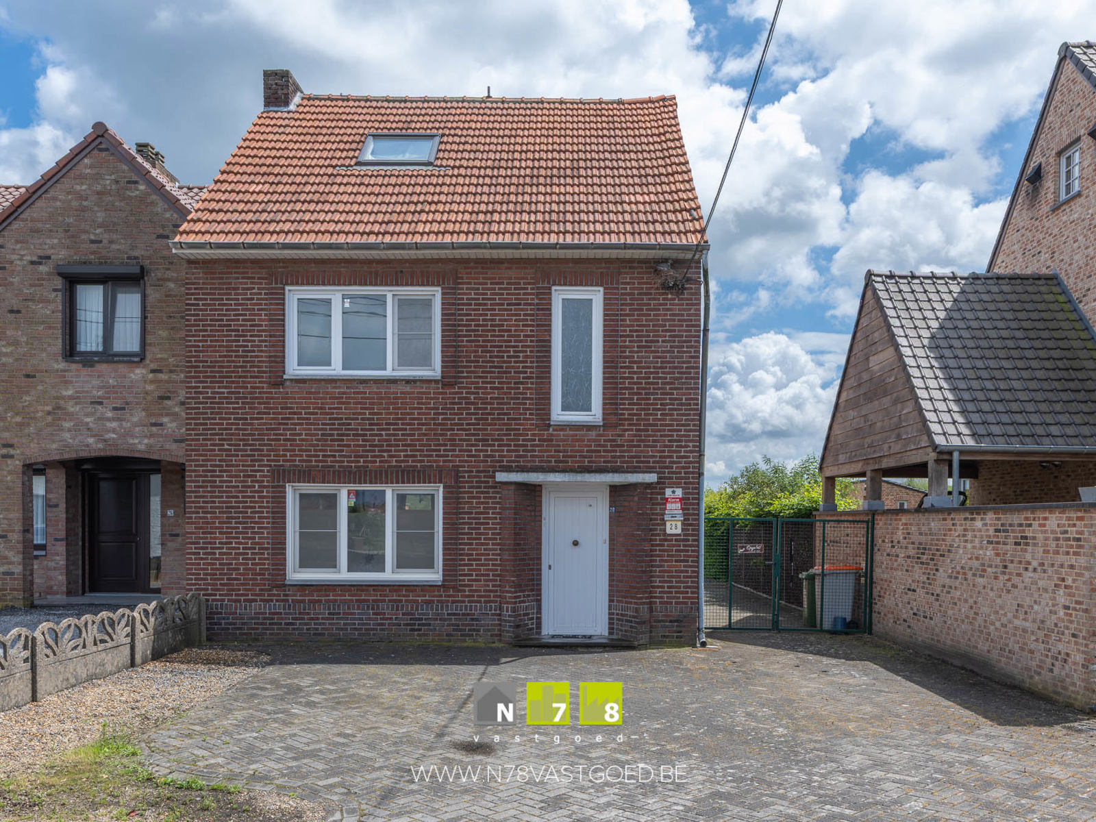 Huis te koop in Dilsen-Stokkem met 4 slaapkamers - foto 1