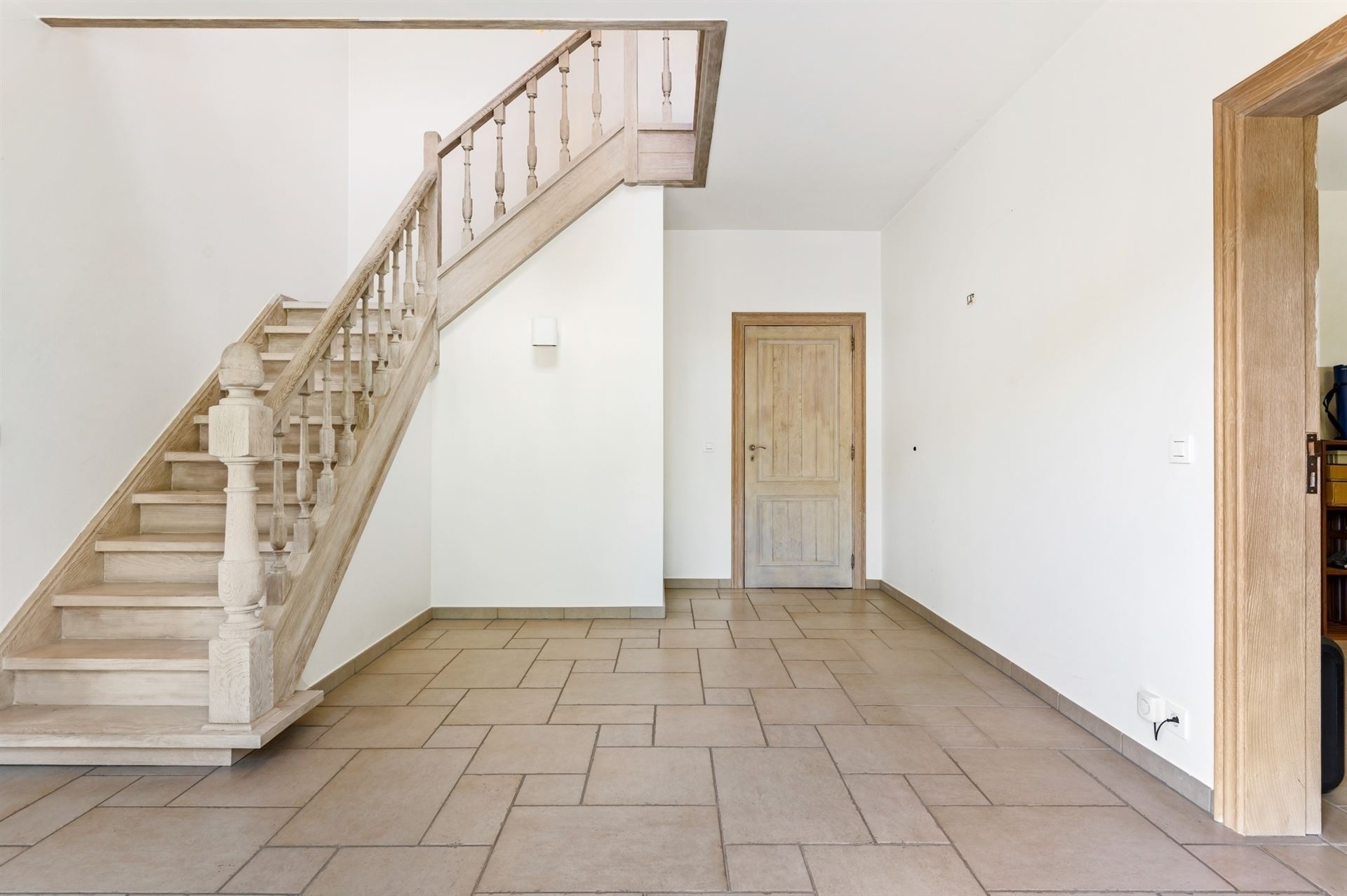 Energiezuinige villa met bureau/praktijkruimte aan huis in Brasschaat! - foto 4