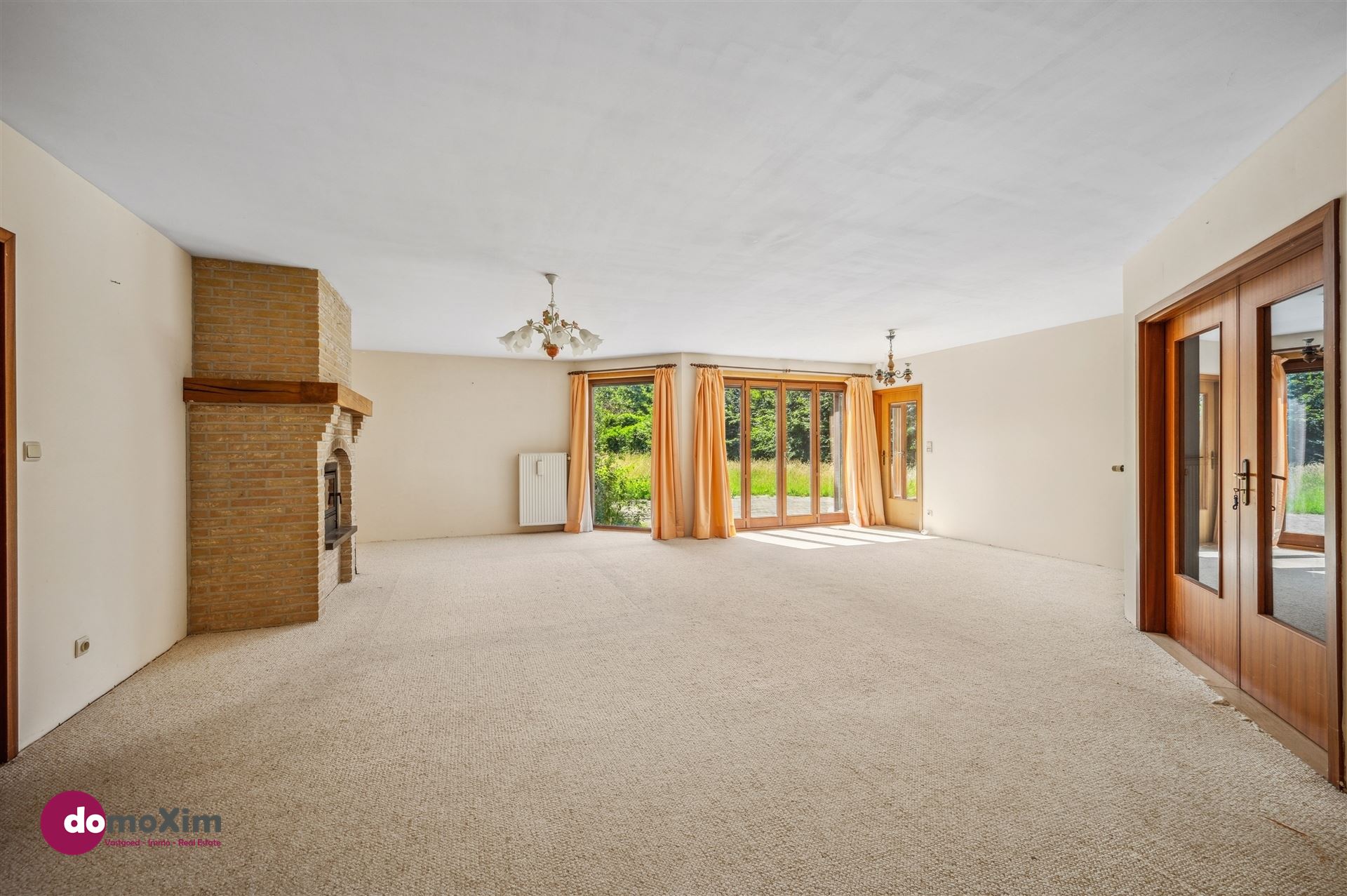 Op te frissen villa met 341 m2 bewoonbare oppervlakte ! - foto 4