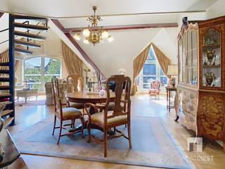 Welkom in deze unieke en elegante penthouse in het hart van Tessenderlo, waar klassieke charme en modern comfort samenkomen. Deze penthouse biedt...
