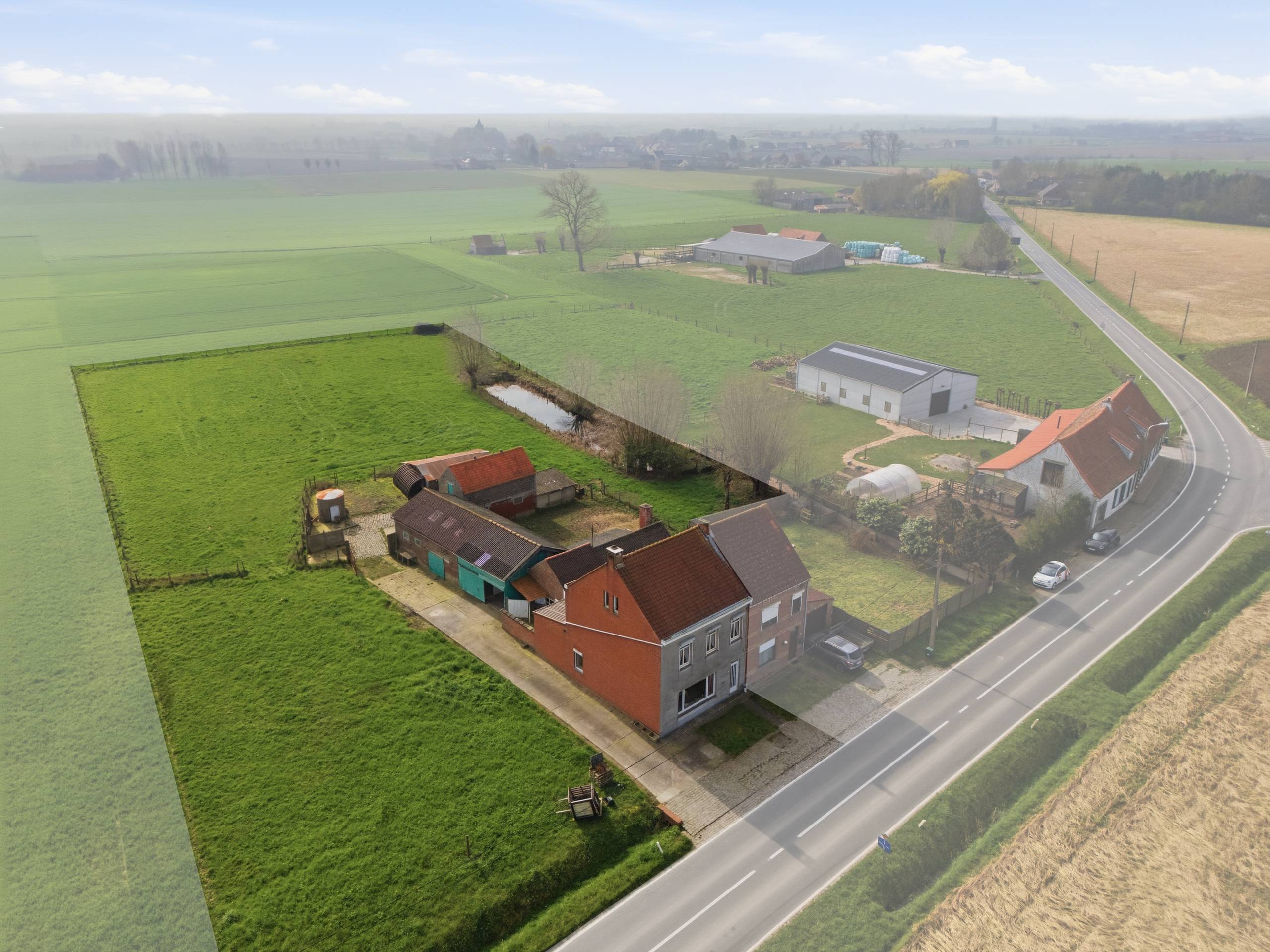 Halfopen woning met weide in Beveren aan de Ijzer - foto 4