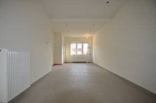 Op een rustige ligging in Zeebrugge, vlakbij het voetbalveld en met een vlotte verbinding richting centrum en haven, vinden we deze...