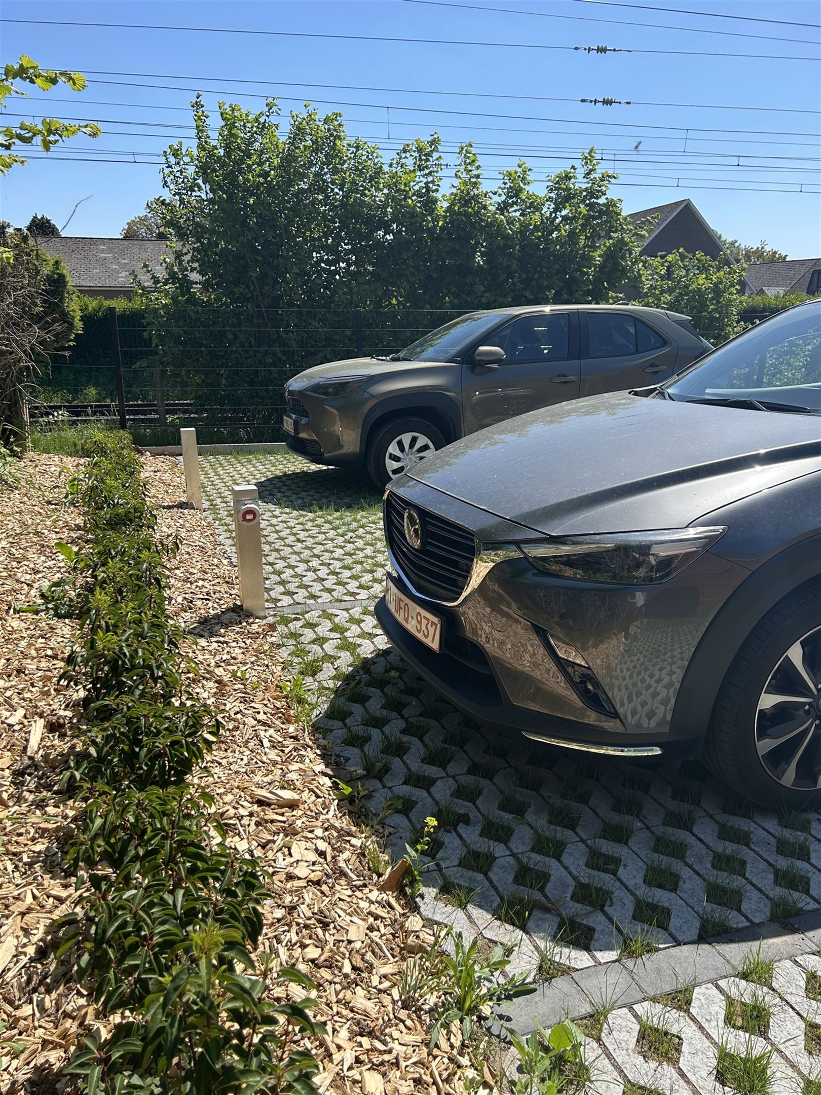 Afgesloten staanplaatsen met mogelijkheid tot elektrisch laden - foto 5