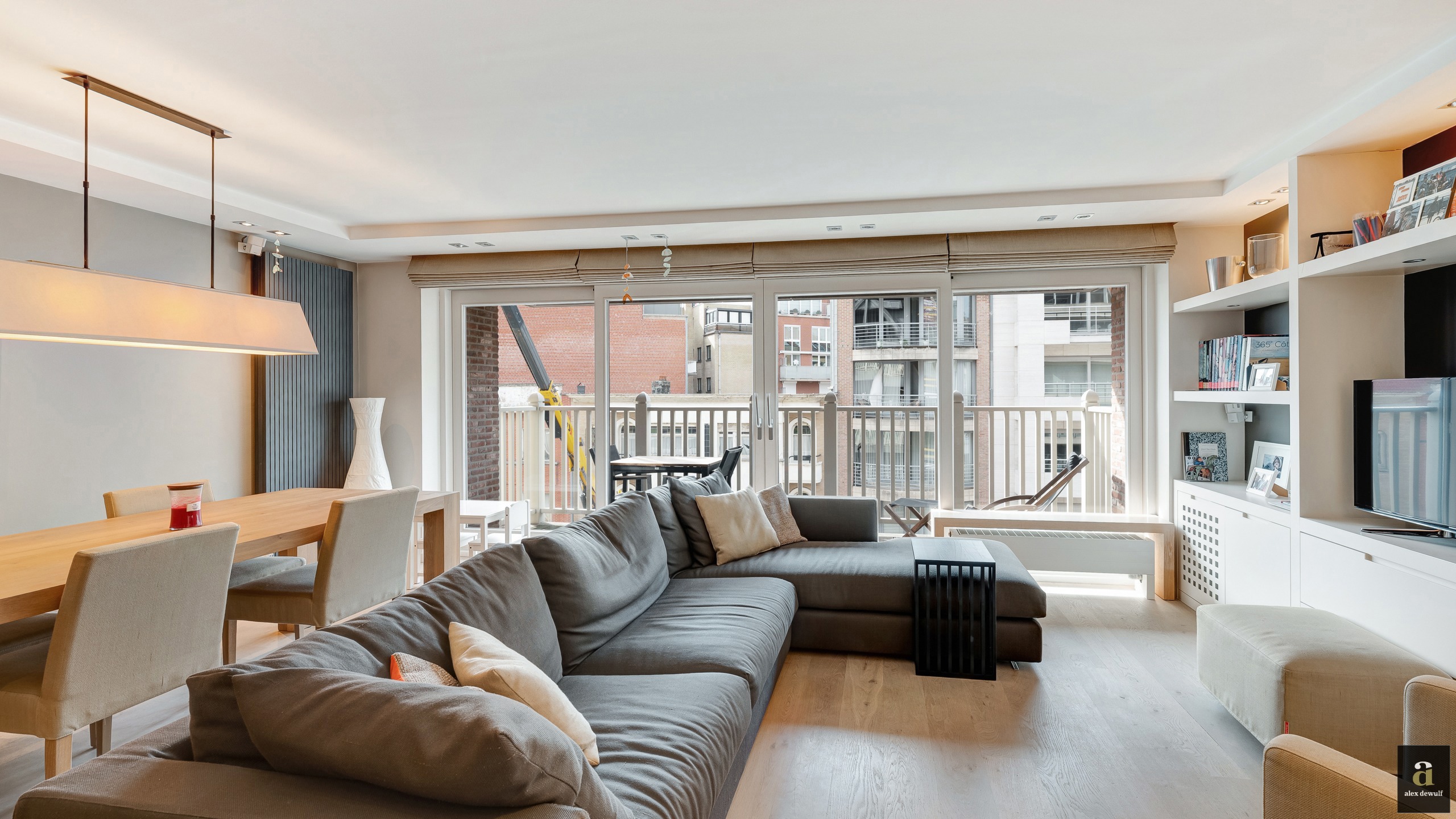 Lichtrijk appartement met 3 slpks en westterras[Koningslaan] - foto 5