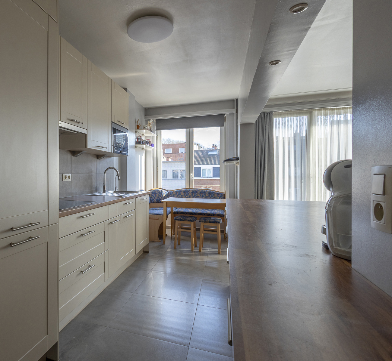 Aangenaam appartement met één slaapkamer en autostaanplaats - foto 4