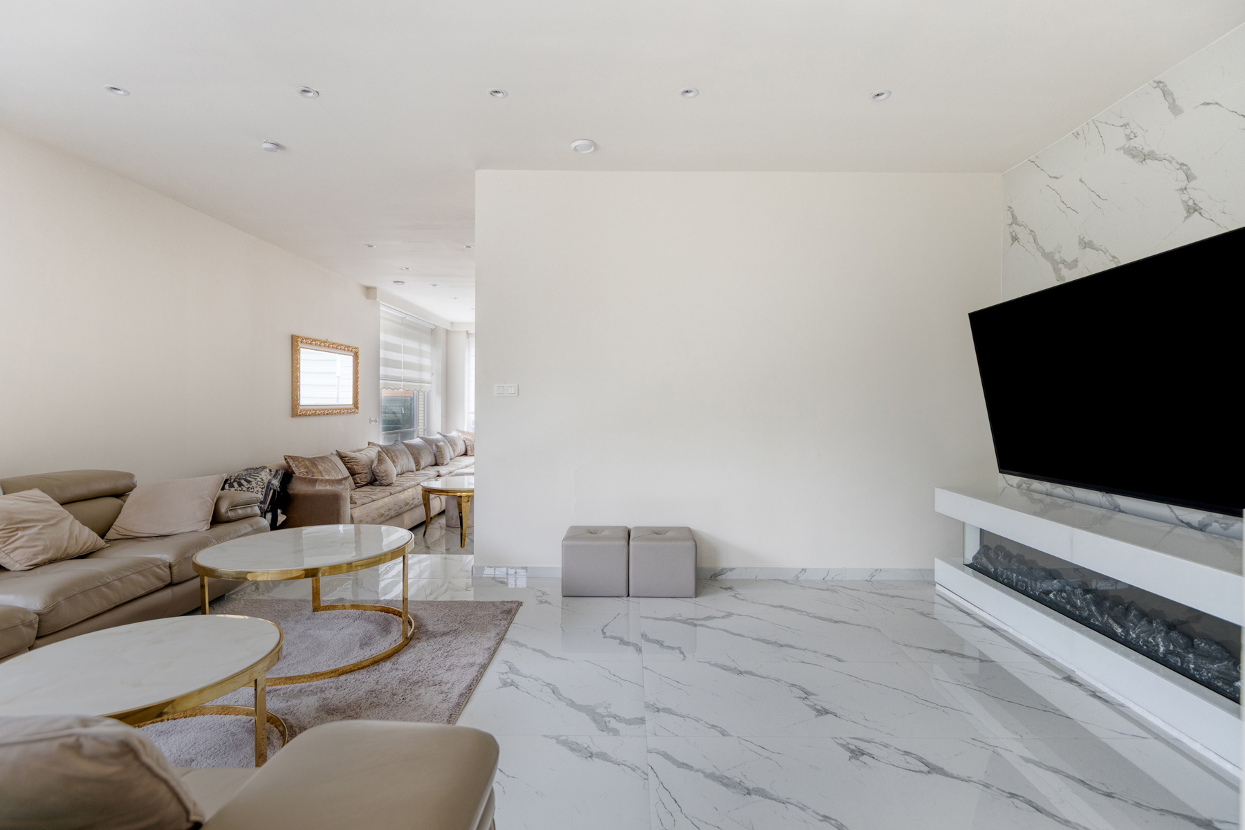 Gerenoveerde woning met 5 slaapkamers en tuin - foto 4