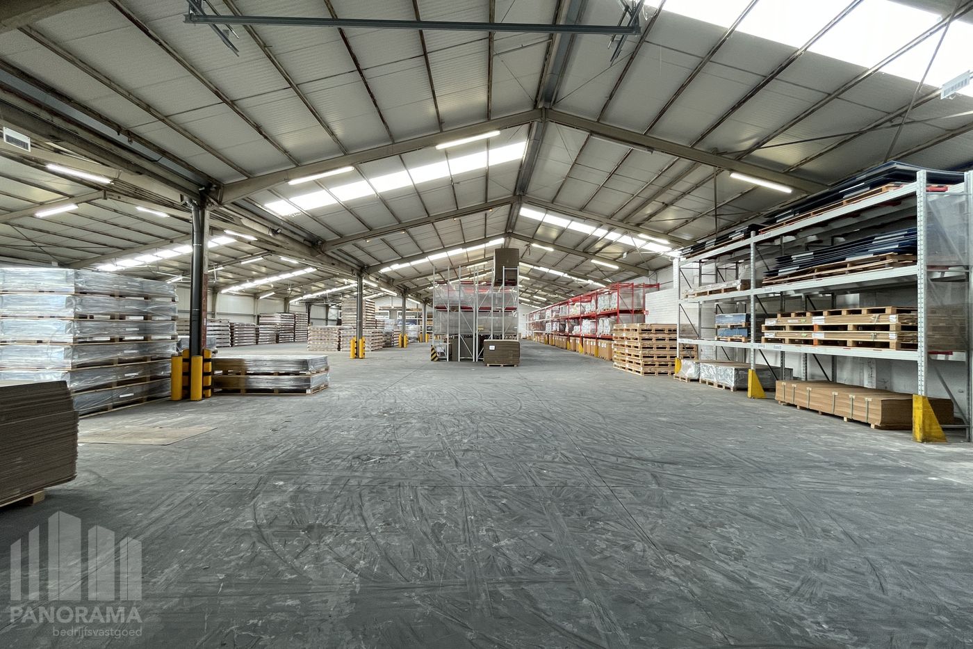 Magazijnruimte van 2.149 m² te huur op Industrieterrein Zuid te Tielt - photo 5