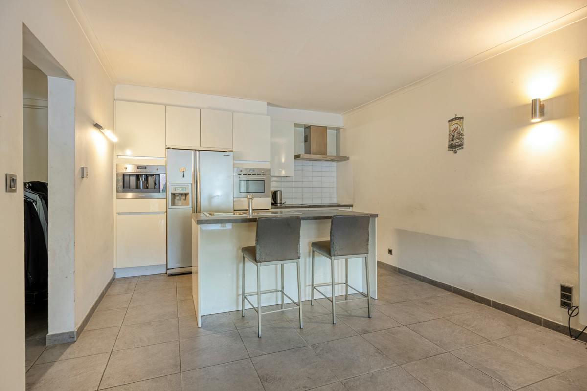 Single storey loft flat with cooking island - photo 4