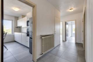 Ruim appartement (107 m²) met 3 slaapkamers en garage, is gelegen op gegeerde locatie te Sint-Andries, vlakbij centrum Brugge, centrale ligging...