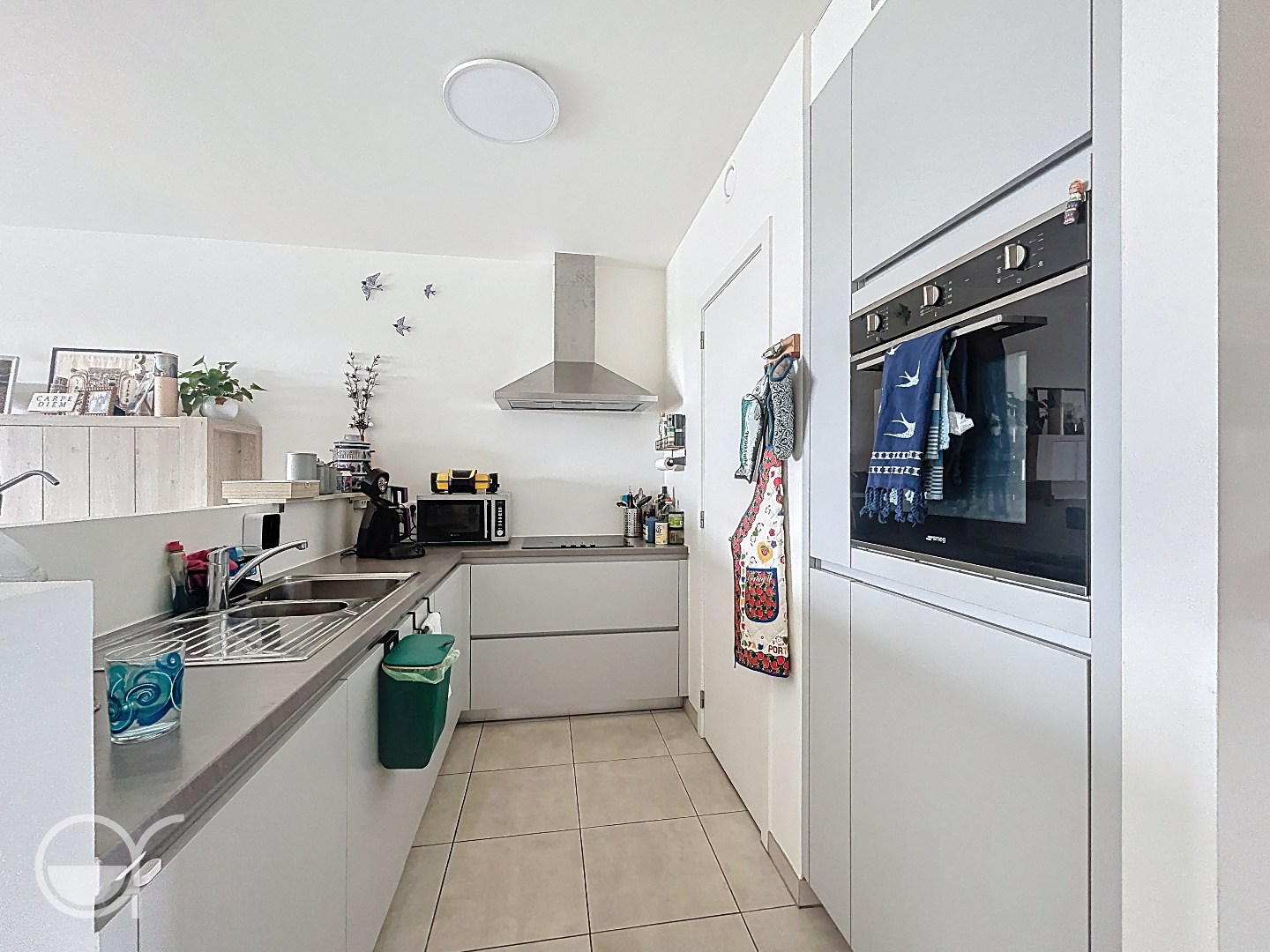 Ruim appartement met 2 slaapkamers en terras in Gent met ondergrondse parkeerplaats - foto 3