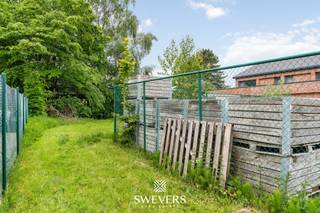 Voor meer info en foto’s, surf naar www.swevers.be – In de Kerkstraat 5 bus 1 in Herk-de-Stad bevindt zich dit instapklare appartement met...