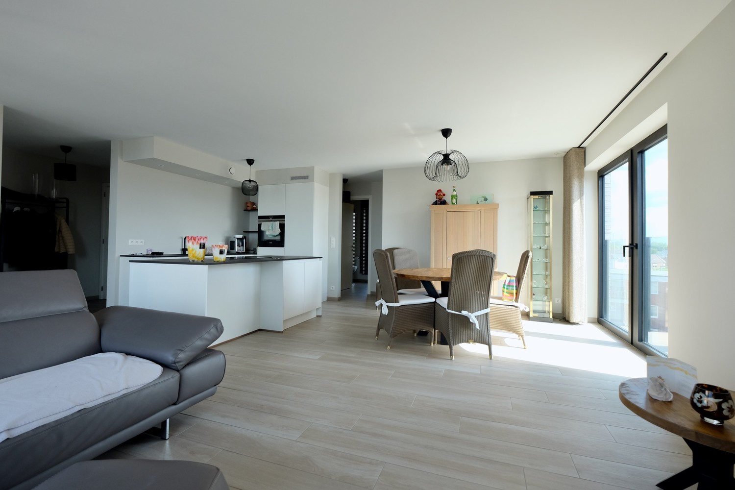 Modern twee slaapkamer penthouse in Residentie De Stadspoort inclusief ruime berging én autostaanplaats op min 1 in privatieve zone. - foto 5