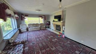 Deze alleenstaande woning is gelegen in Don Bosco, deelgemeente van Torhout.<br /><br />