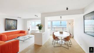 Luxueus vernieuwd appartement op de Zeedijk, vlakbij het Rubensplein. Mooie residentie met brede appartementen, grote inkomhal en vernieuwde...