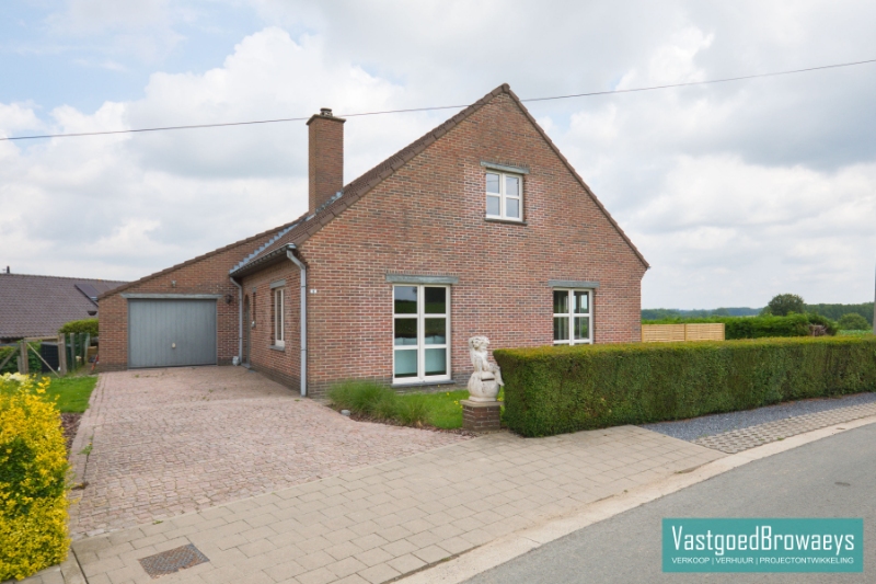 Villa te koop in Zwalm met weids uitzicht - foto 1