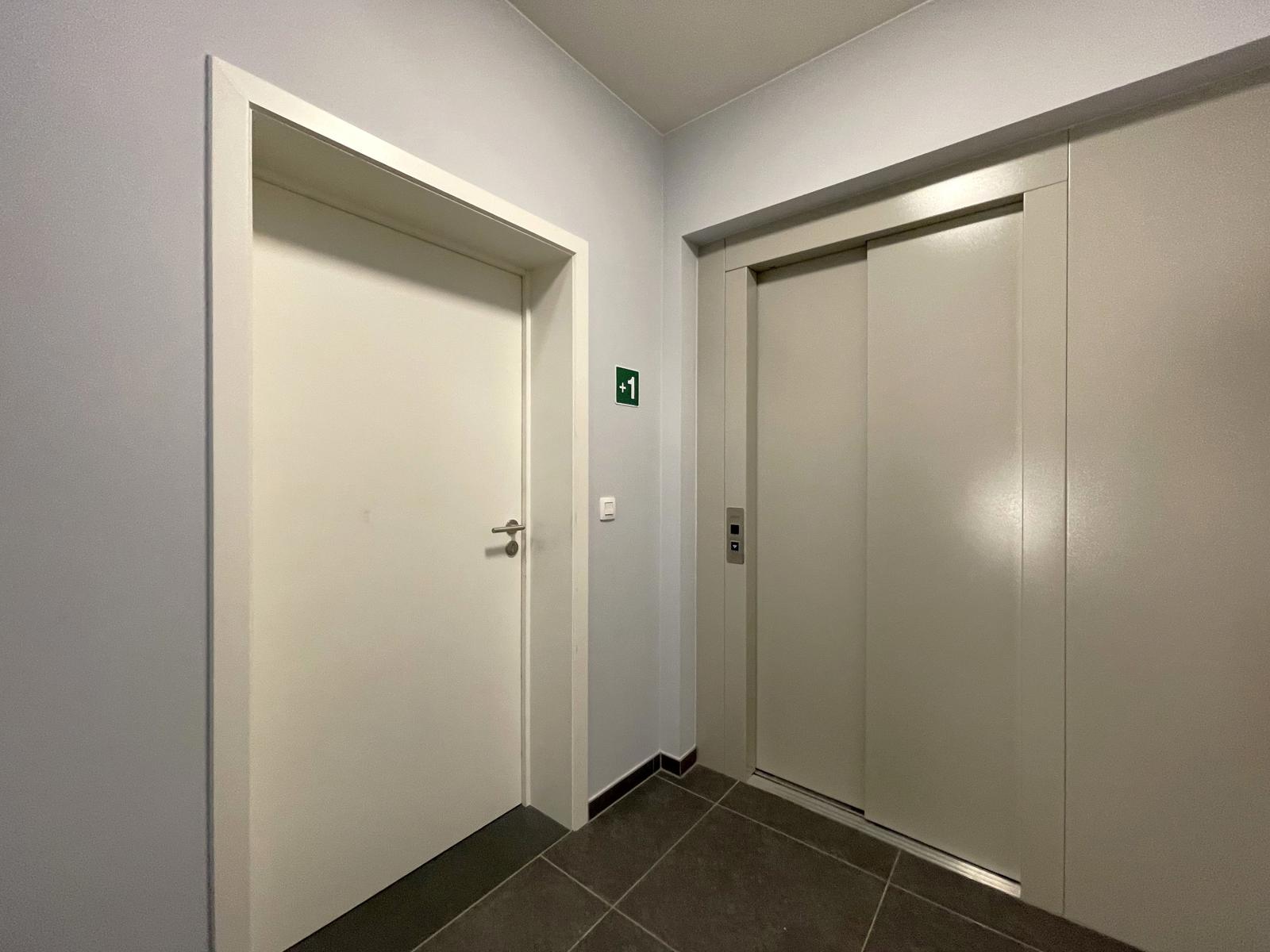 Apartment for rent in Heist-op-den-Berg with 1 bedroom - photo 3