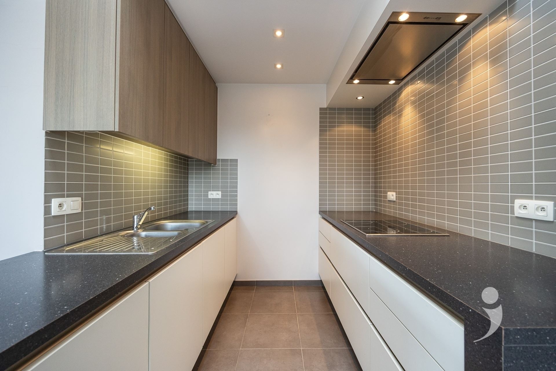 Zeer ruim duplexappartement in hartje Herent! - foto 3