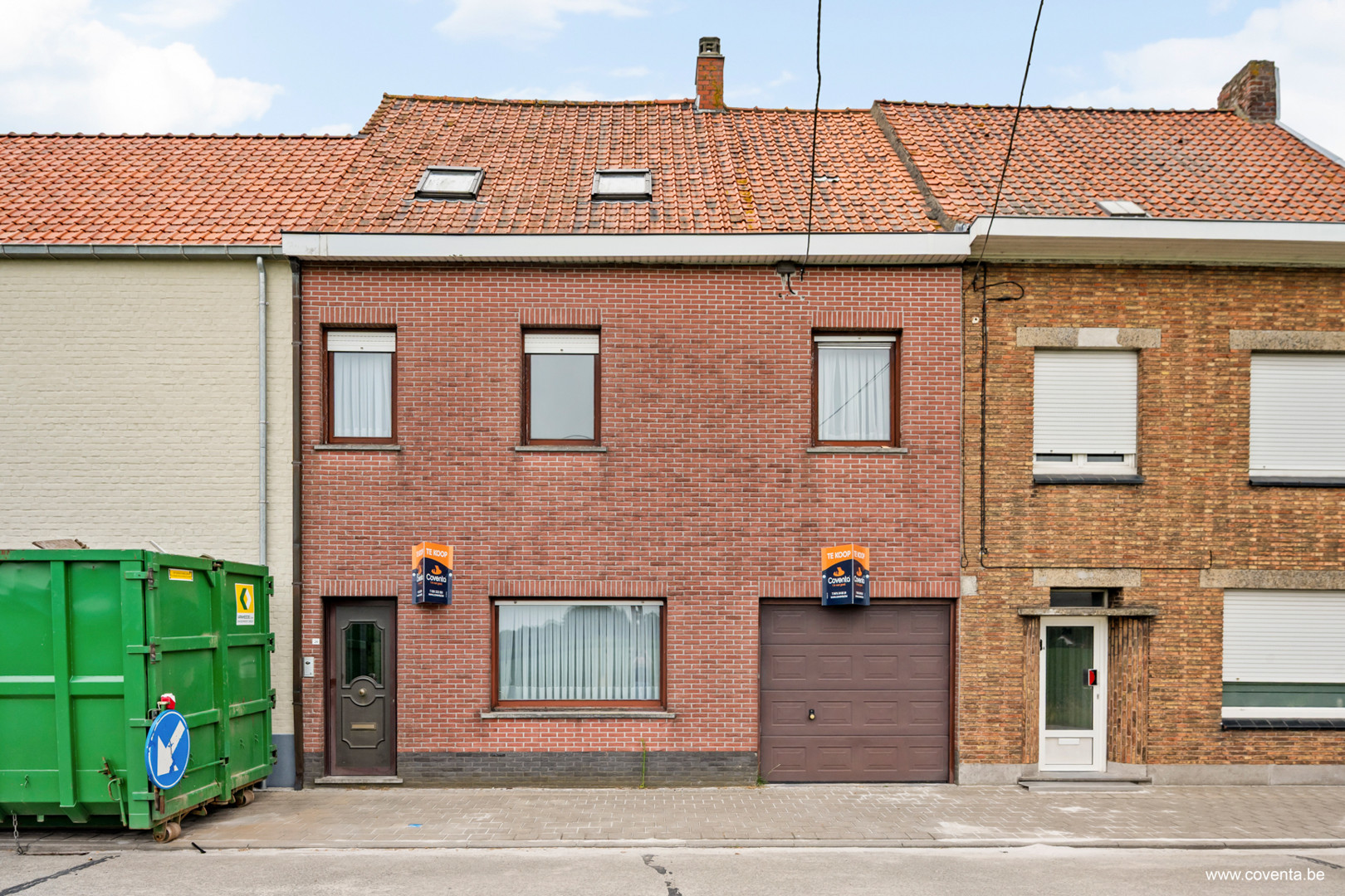 Woning te koop in Heule (Kortrijk) met grote tuin van 1.160 m² en dubbele garage - foto 2