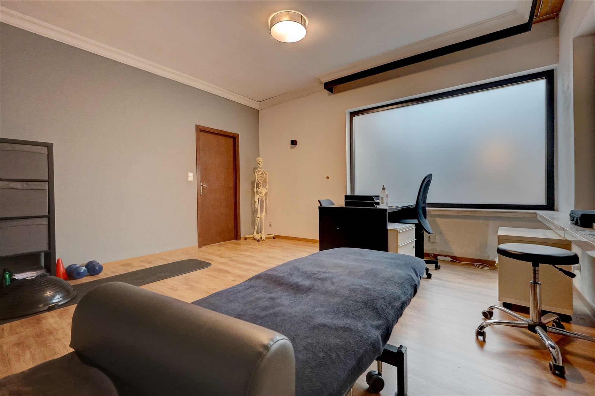 Handelsruimte in het hartje van Mechelen - foto 3