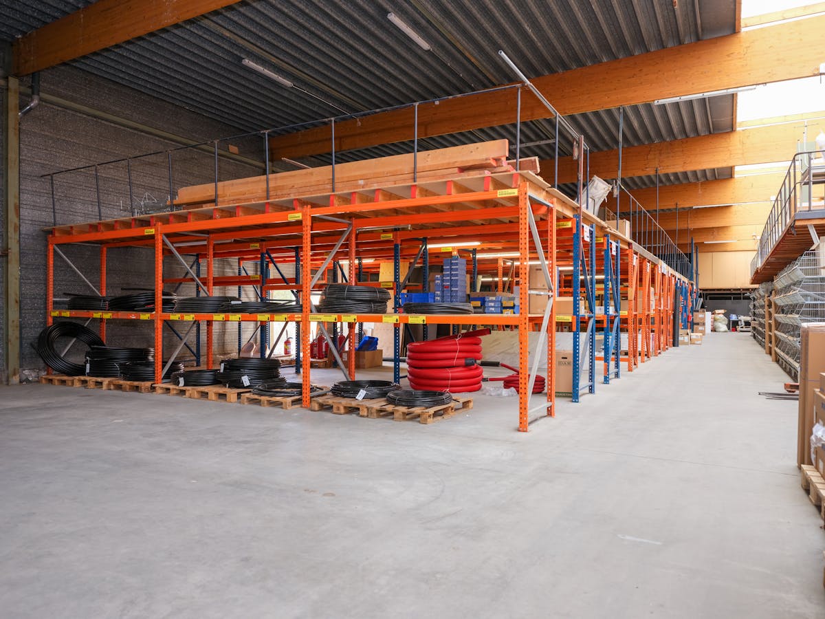 Magazijn (1.600 m²) met showroom te koop in Wetteren - foto 5