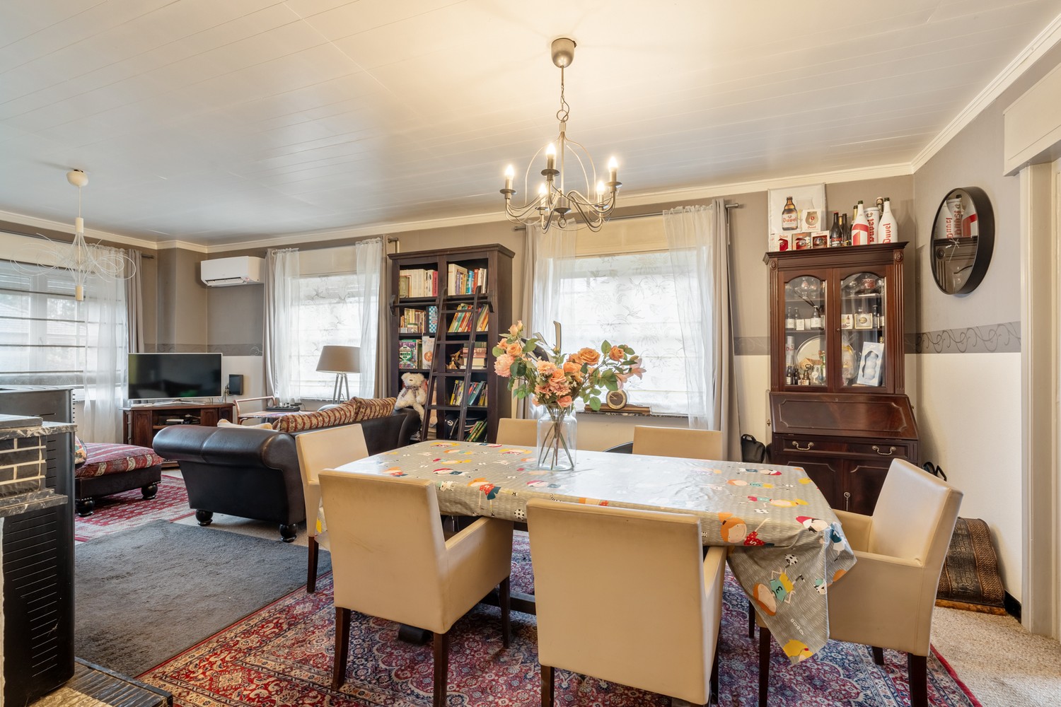 Deels te renoveren gezinswoning (3slpks) op een totale opp van 16a 26ca in Mol Wezel 🌳 - foto 1