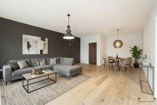 Au cœur de Schoten, vous trouverez ce bel appartement lumineux. Grâce à la surface habitable généreuse et lumineuse de 33 m², vous bénéficierez...