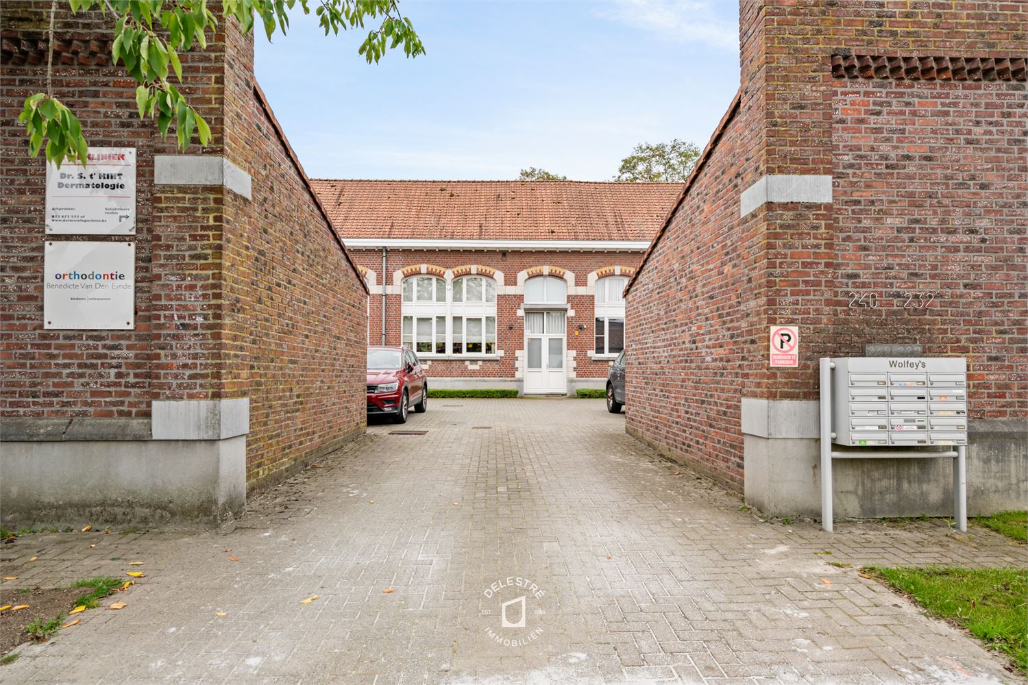 Commercial for sale in Asse with 2 bedrooms - photo 1