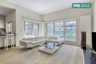 Journée de visite Pre-sale le 19/12 entre 16 h et 18 h.Dans un endroit très central de Bruxelles, au 166 Rue Royale, en face du nouvel...