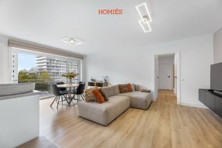 Dit moderne tweeslaapkamerappartement is gelegen aan de Leeuwerikenstraat 43 in Heverlee, vlak bij Leuven, op de vierde verdieping van een...