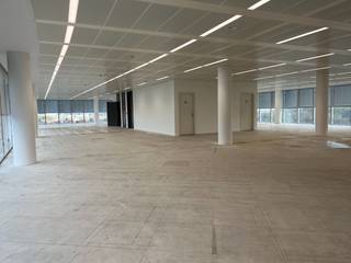 Fantastisch gelegen kantoorruimte van 1.818 m² te huur langs de Ring van Brussel (R0) met uiterst vlotte verbinding naar de A201, E19 en E40...