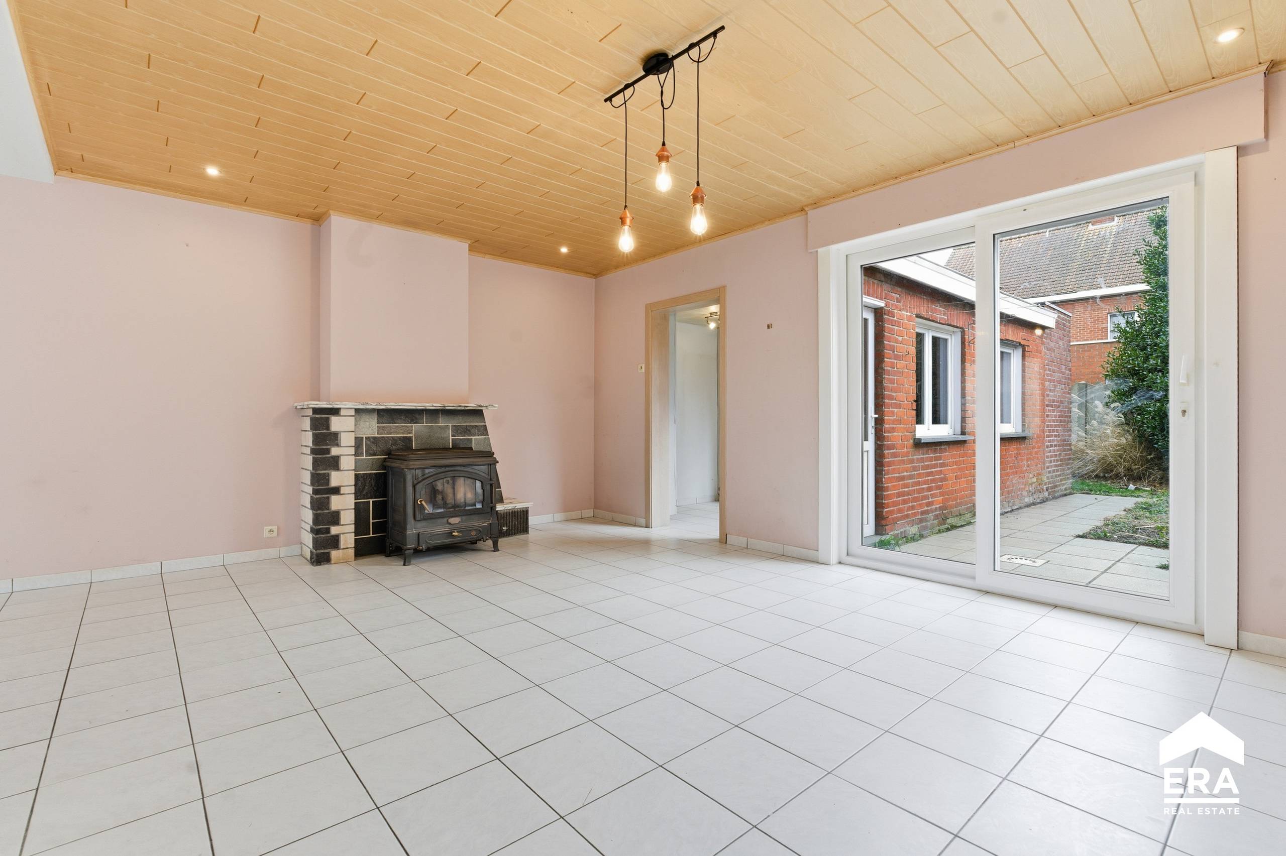 Halfopen woning met tuin en garage in Ingelmunster - foto 4