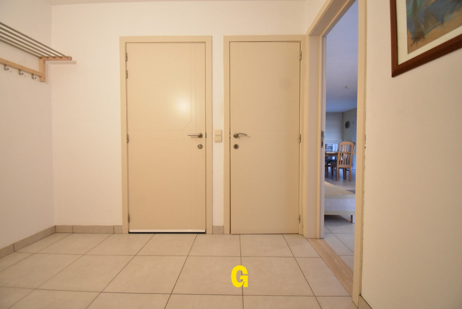 Ruim en degelijk appartement met twee slaapkamers, garage en kelderberging - foto 4