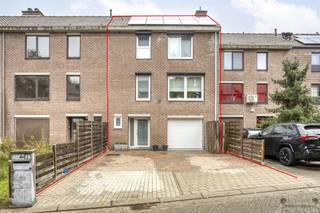 Fully renovated house (2024) on prime location in Herentals!Are you looking for a house ready to move in with nothing to do? This recently renovated...