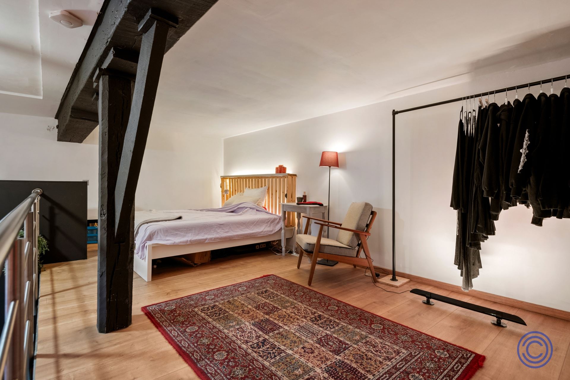 Loft in een prachtig middeleeuws pand met terrasje! - foto 5