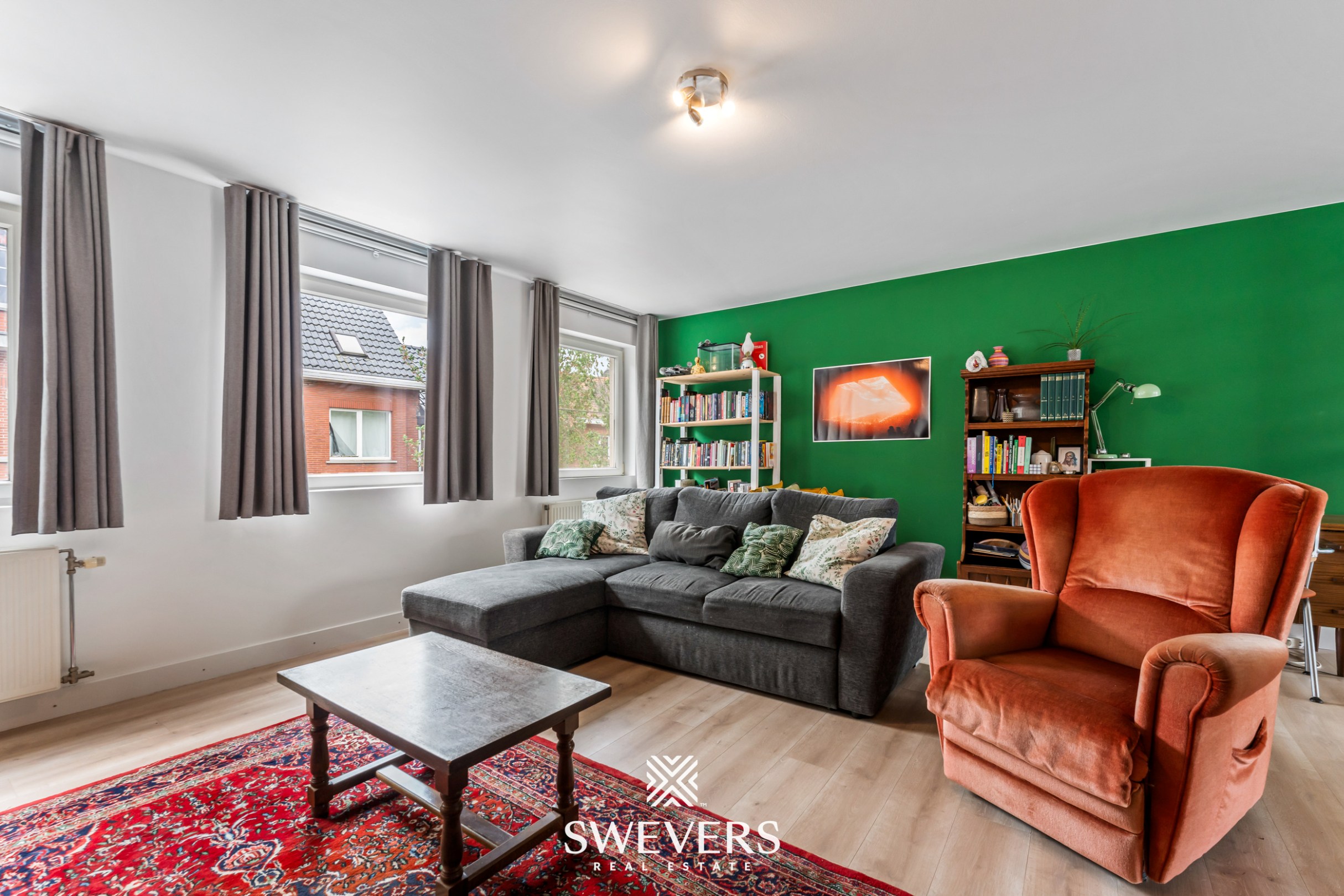 Instapklaar ruim duplex-appartement met 3 slaapkamers op toplocatie - foto 4