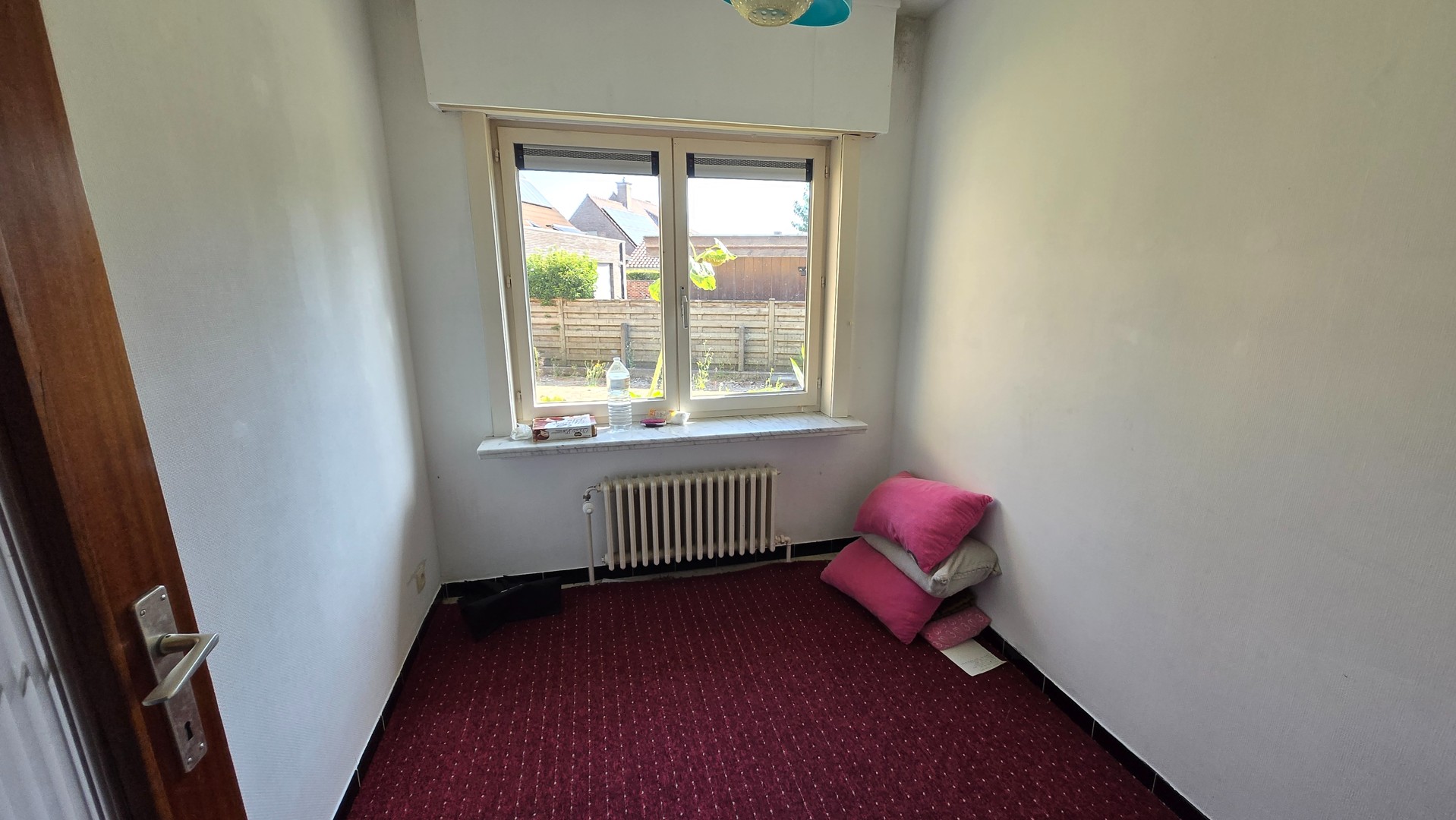 Ruime gezinswoning met 5 slaapkamers en tuin - foto 5