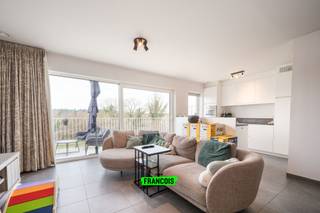 Nabij het centrum van Loppem is dit afgewerkt appartement met groot terras gehuisvest. Dit appartement ligt in een aangename leefomgeving waar...