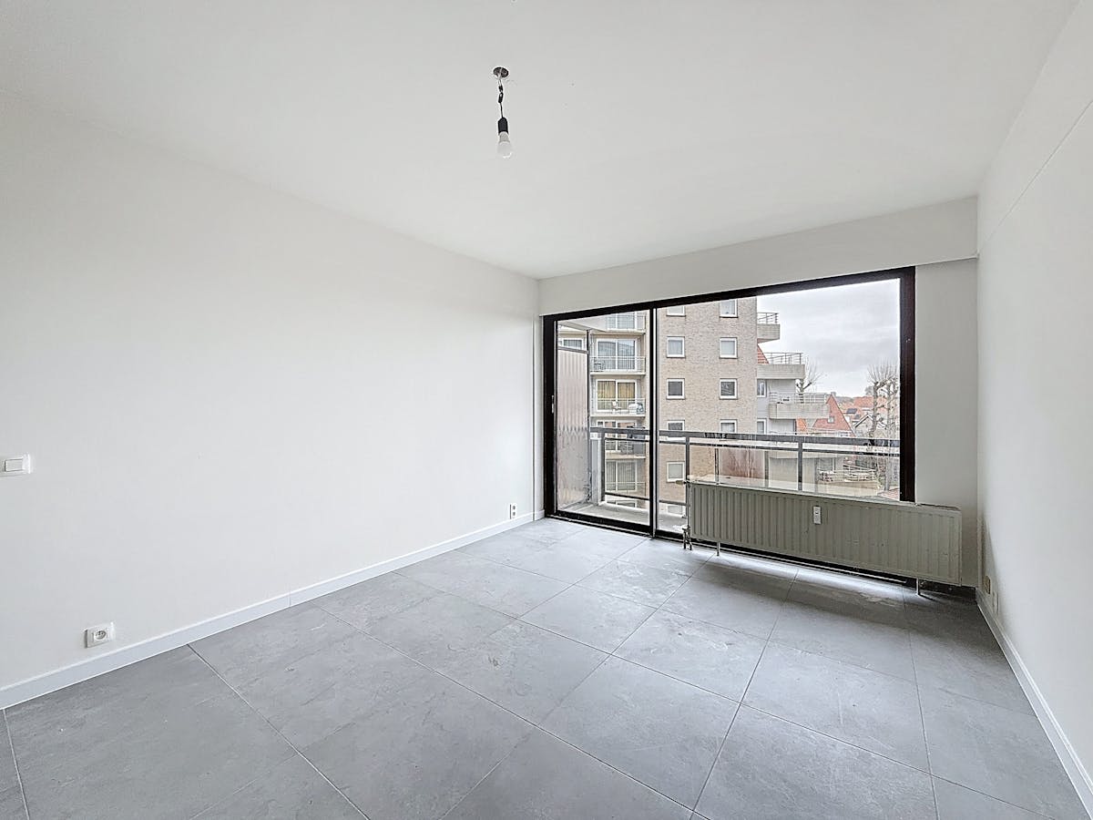 Renovated studio for rent in the center of Koksijde - photo 5