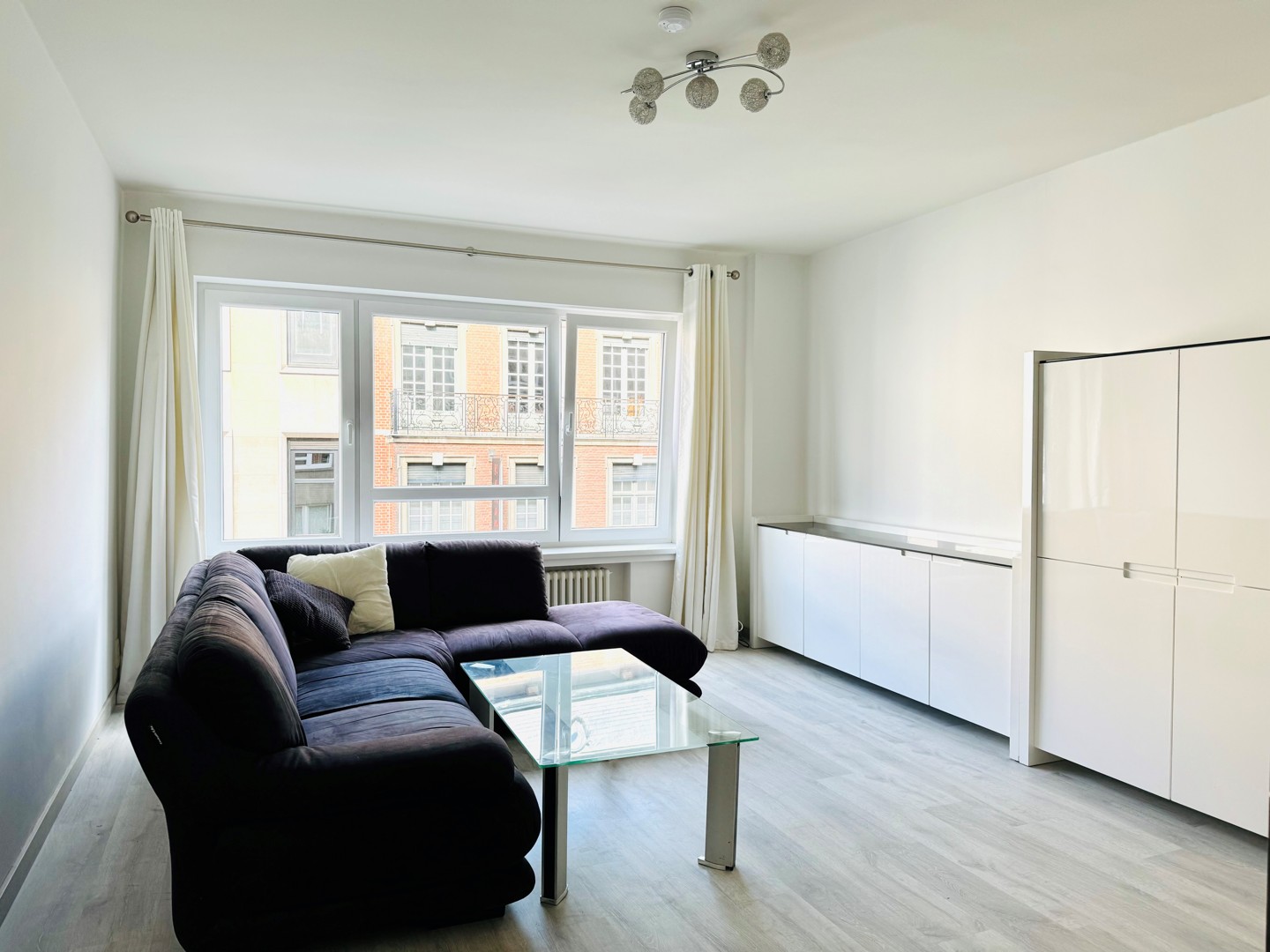 Centraal gelegen klassevol energiezuinig luxe appartement met 2 slaapkamers - foto 4