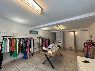 Commercial à louer à Zele