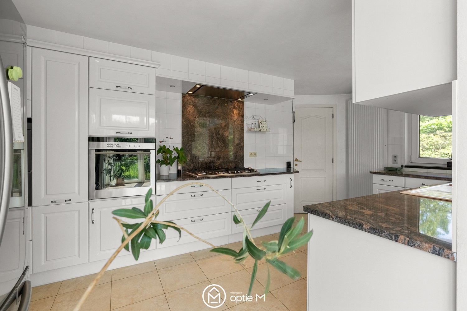 Karaktervolle villa met parktuin op een royaal perceel van 24a71 – vlakbij het centrum van Hasselt - foto 5