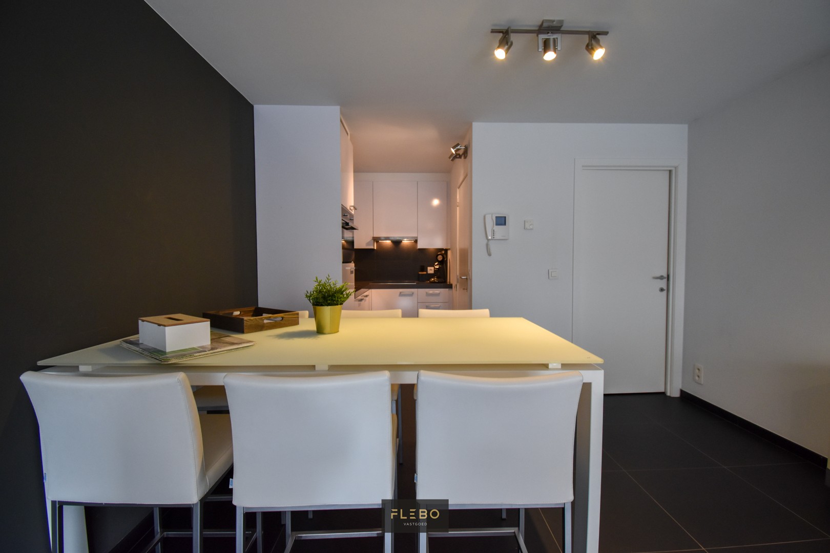 Zeer aangenaam 2 slaapkamerappartement op goede locatie te Blankenberge! - foto 5