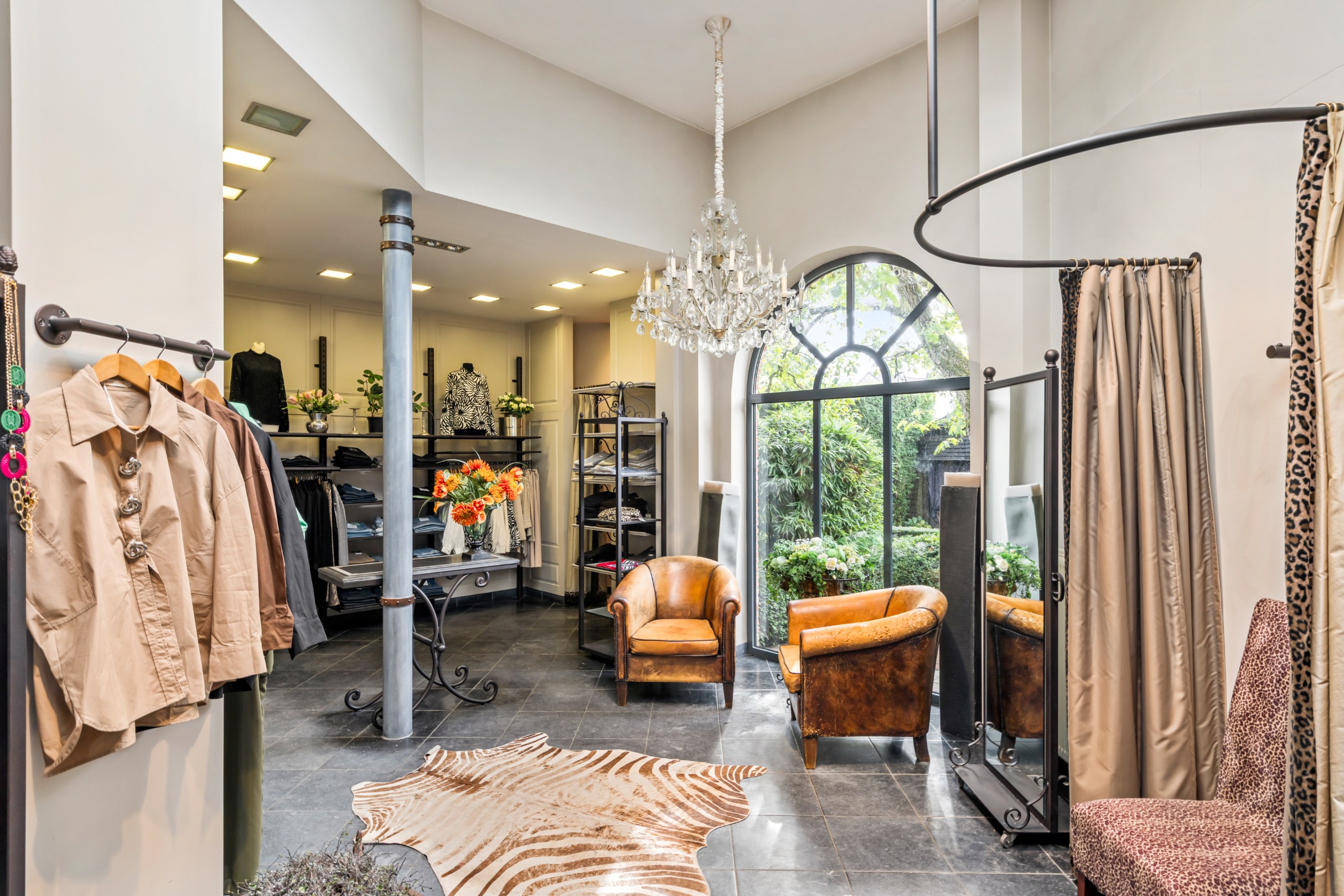 Karaktervolle handelswoning met 3 slpks op perceel van +/- 792m² te Lille! - foto 5