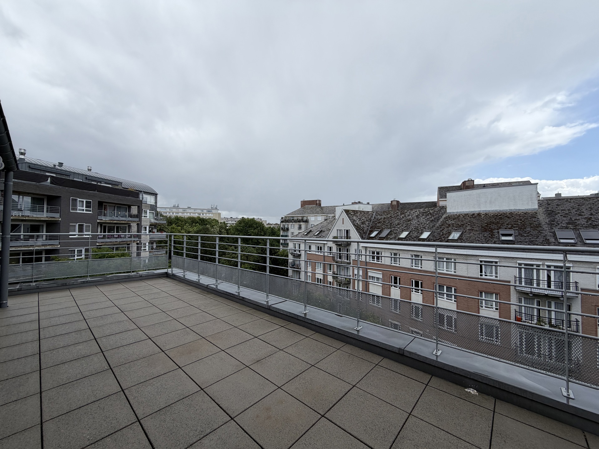 Penthouse met 2 slaapkamers + groot terras - foto 5